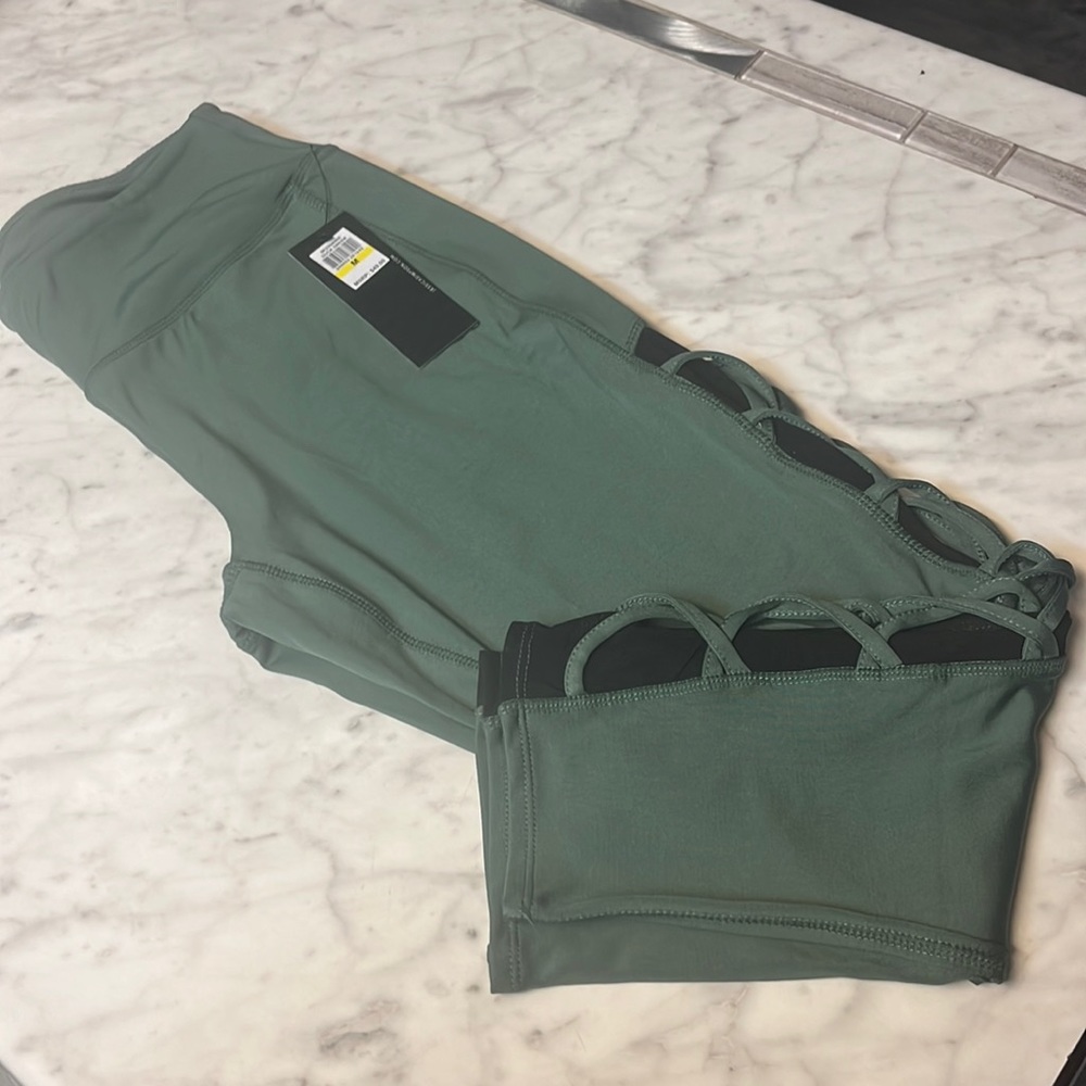 Jessica Simpson Green Warm Up Leggings